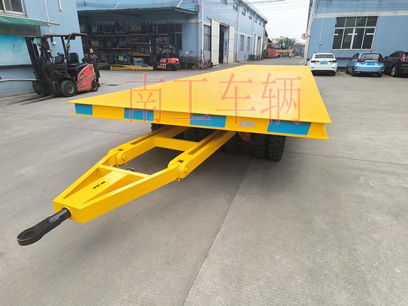 30吨重型12米牵引开元网页版_开元(中国) 全挂车橙色