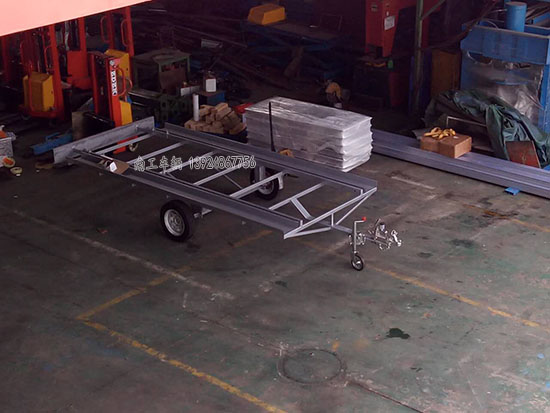 1677551735130238.jpg 0.6吨轻型拖车2 I .jpg