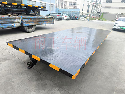 5吨全挂式开元网页版_开元(中国) 移动拖车底盘3I.jpg